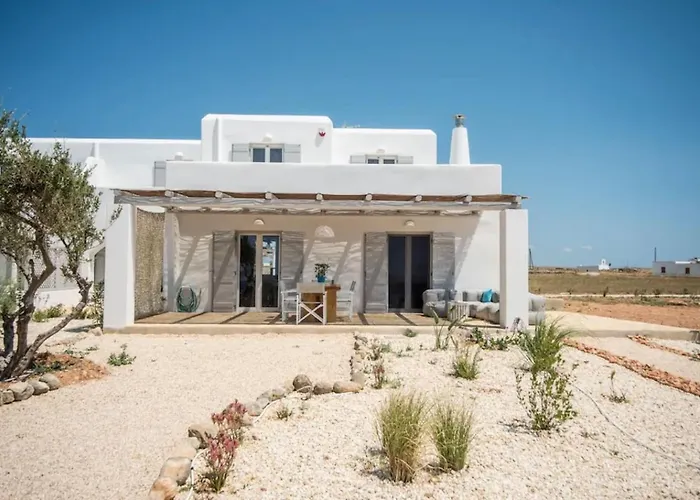 Refreshing Bright Near The Vila