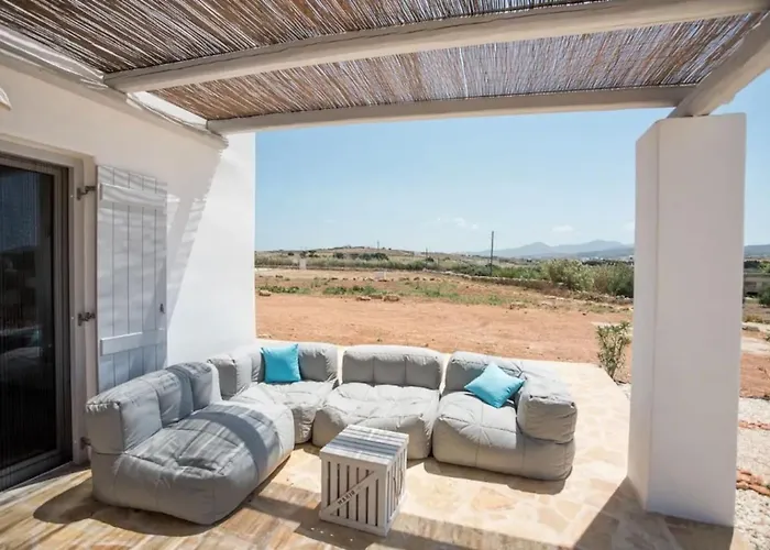 Vila Refreshing Bright Near The