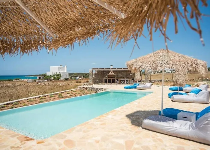 Refreshing Bright Near The Vila *