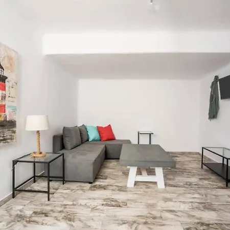 Refreshing Bright Near The 리바디아